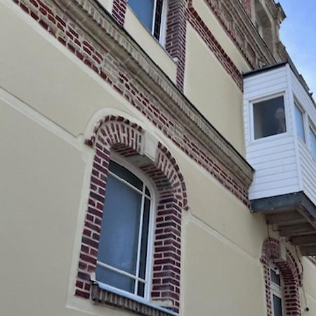 Appartement En Front De Mer A Villers-Sur-Mer Face Au Casino, 2P Tout Equipe Avec Parking Privatif - Fr-1-712-14 Eksteriør bilde